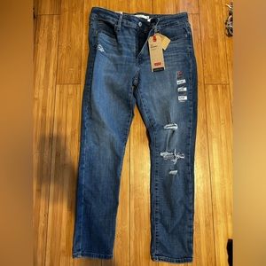 Levi’s skinny jeans